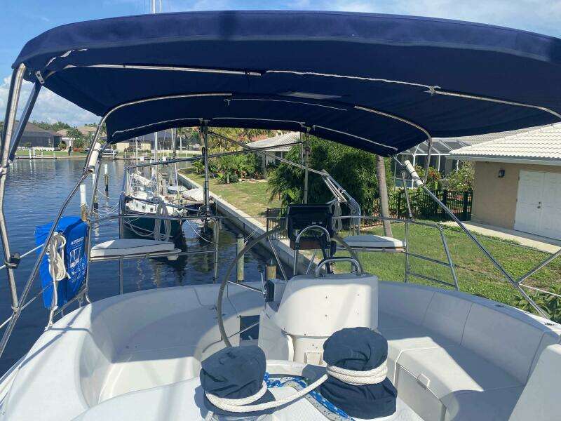 37ft Hunter Yacht For Sale