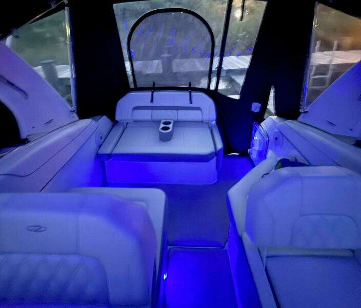 27ft Regal Yacht For Sale