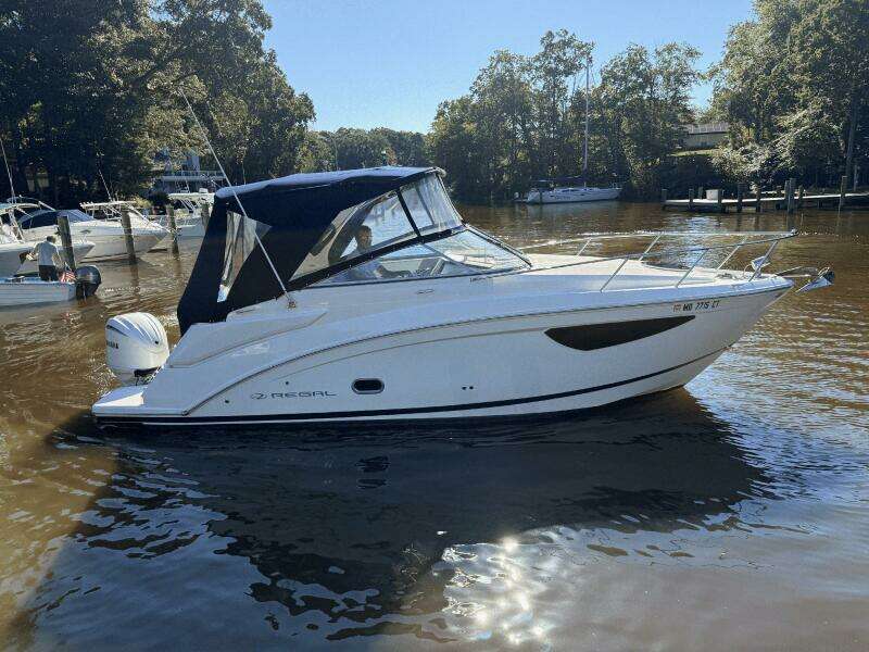 27ft Regal Yacht For Sale