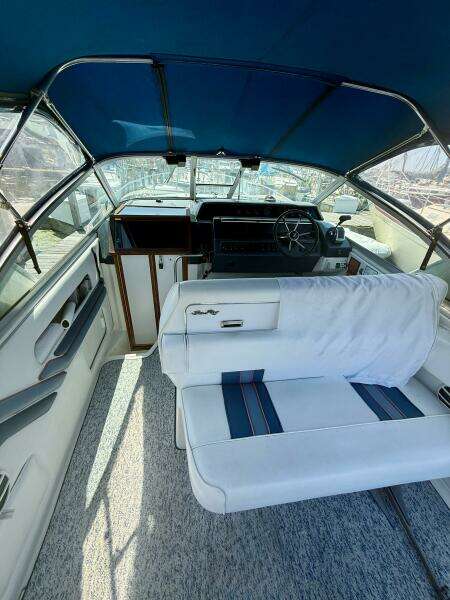 29ft Sea Ray Yacht For Sale
