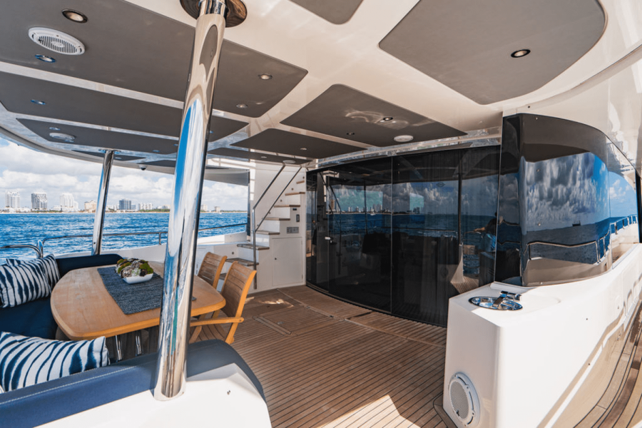 86ft Sunseeker Yacht For Sale