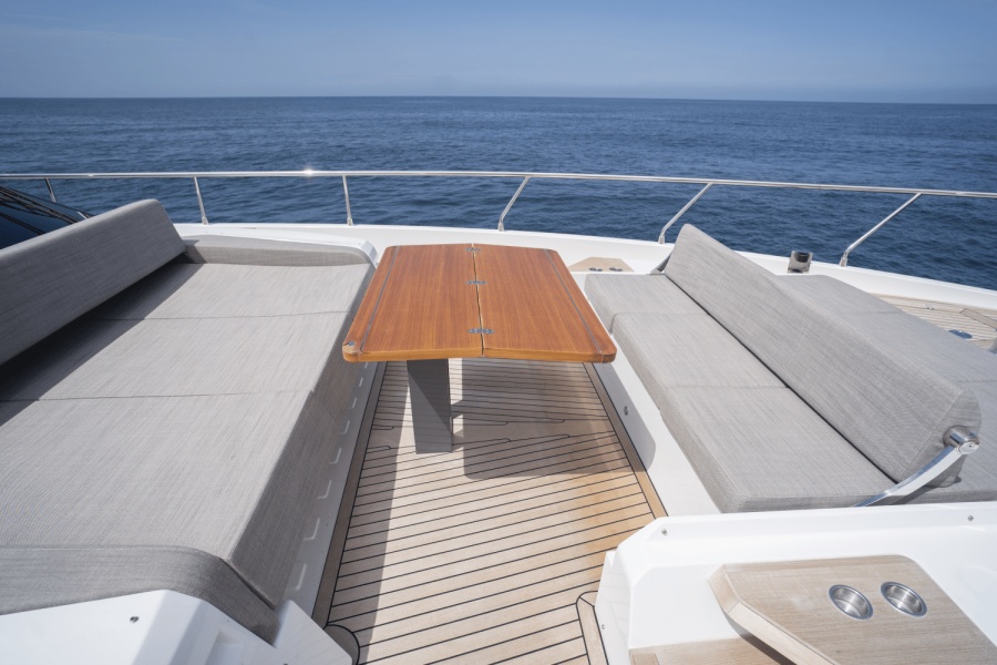 73ft Ferretti Yacht For Sale