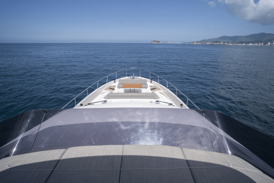 73ft Ferretti Yacht For Sale