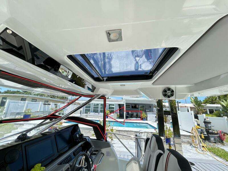 Rosie 3 35ft Jeanneau Yacht For Sale
