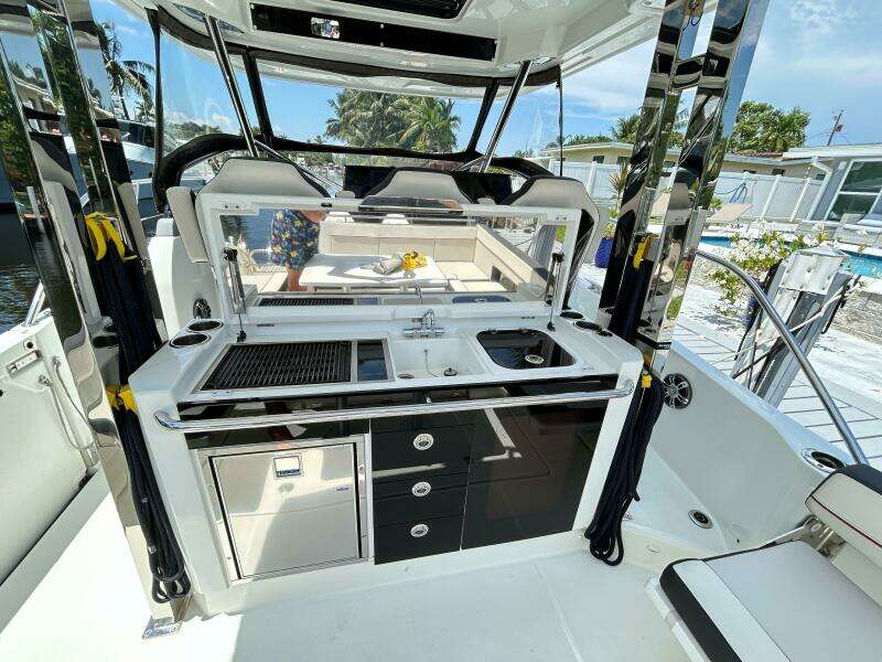 Rosie 3 35ft Jeanneau Yacht For Sale