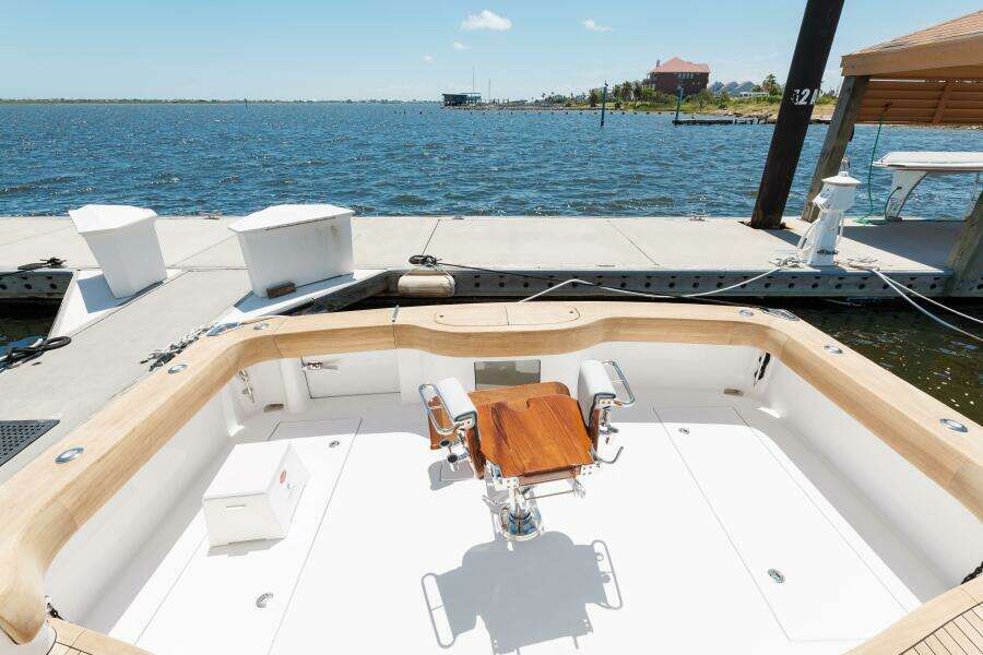 2018 Hatteras GT45X Flybridge
