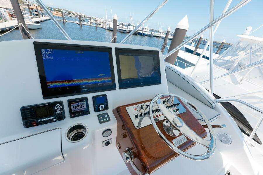2018 Hatteras GT45X Flybridge