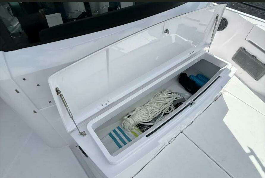 TAKI 37ft Axopar Yacht For Sale