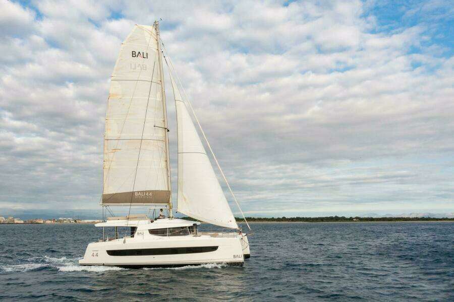 Bali 4.4 Solent