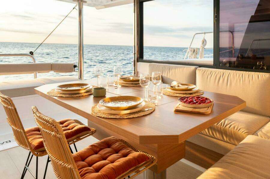 Bali 4.4 Dining Table 3
