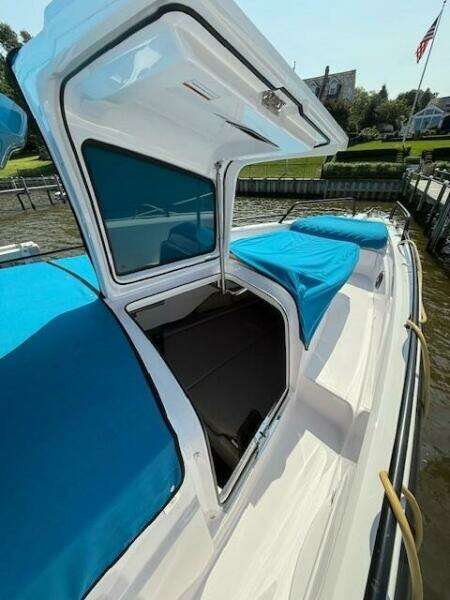 37ft Axopar Yacht For Sale