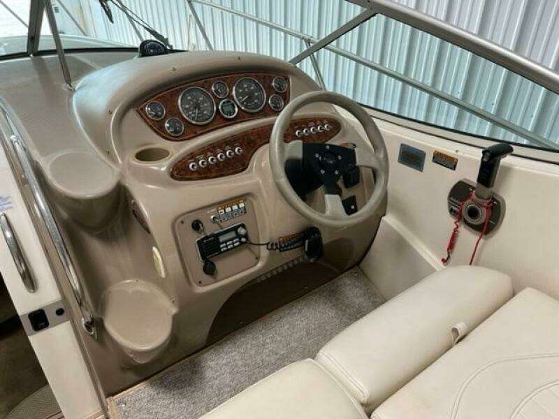 27ft Maxum Yacht For Sale