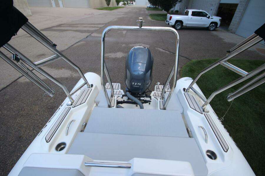 Fall Special Pricing 19ft Zodiac Yacht For Sale Fall Special Pricing 19ft Zodiac Yacht For Sale