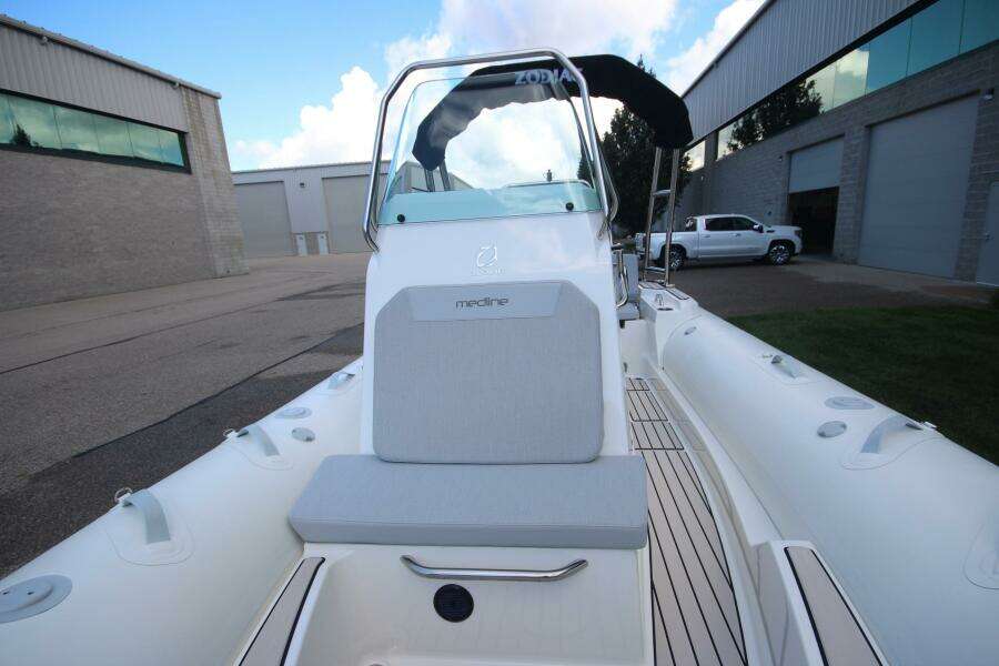 Fall Special Pricing 19ft Zodiac Yacht For Sale Fall Special Pricing 19ft Zodiac Yacht For Sale