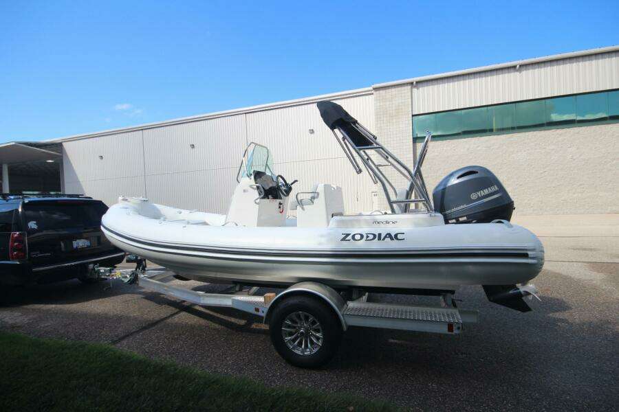 Fall Special Pricing 19ft Zodiac Yacht For Sale Fall Special Pricing 19ft Zodiac Yacht For Sale