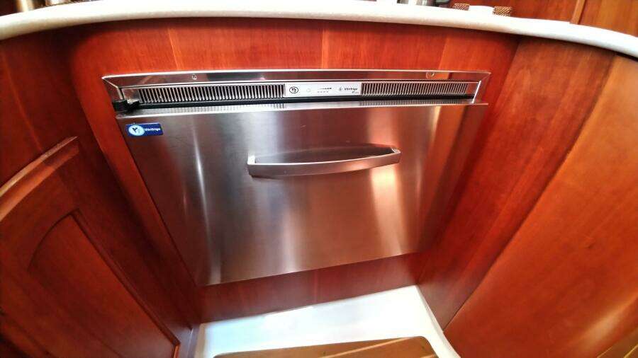 First Love 32ft Legacy Yachts Yacht For Sale