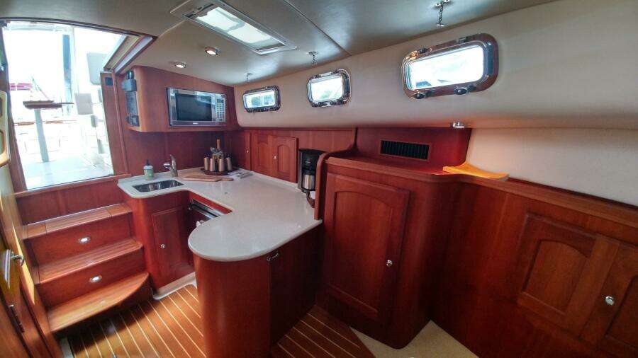 First Love 32ft Legacy Yachts Yacht For Sale