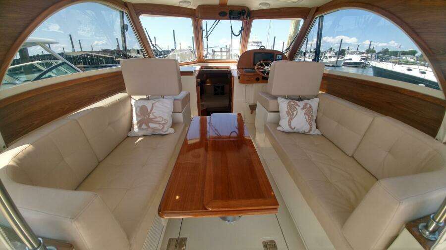 First Love 32ft Legacy Yachts Yacht For Sale