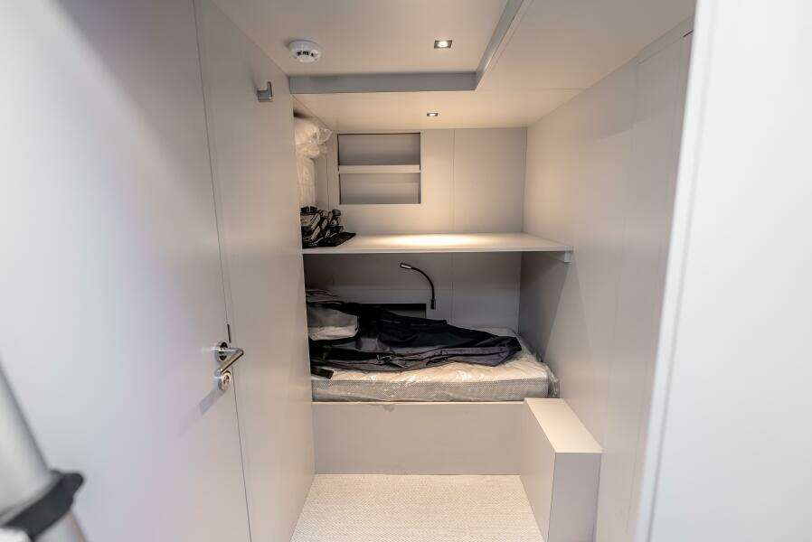 2023 Tecnomar 63 Lamborghini - Crew Bunks