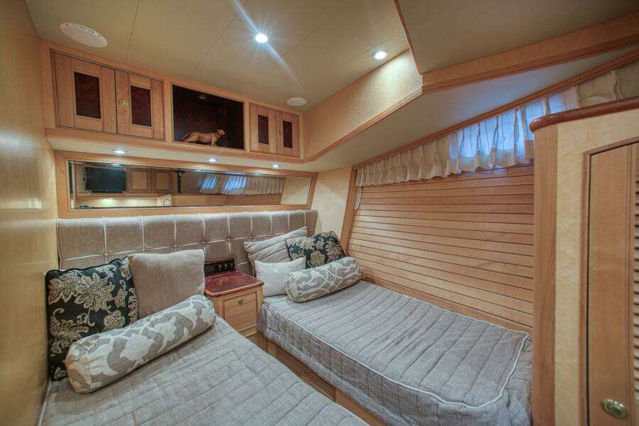 KNOT R O KY HOME 57ft Marlow Yacht For Sale