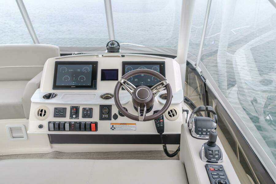 CHAPTER THREE 44ft Tiara Yachts Yacht For Sale