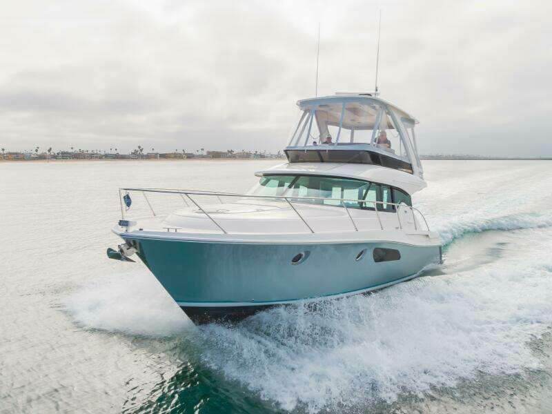 CHAPTER THREE 44ft Tiara Yachts Yacht For Sale
