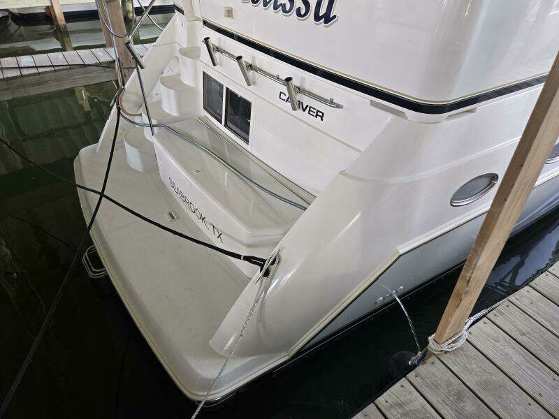Malissa 35ft Carver Yacht For Sale