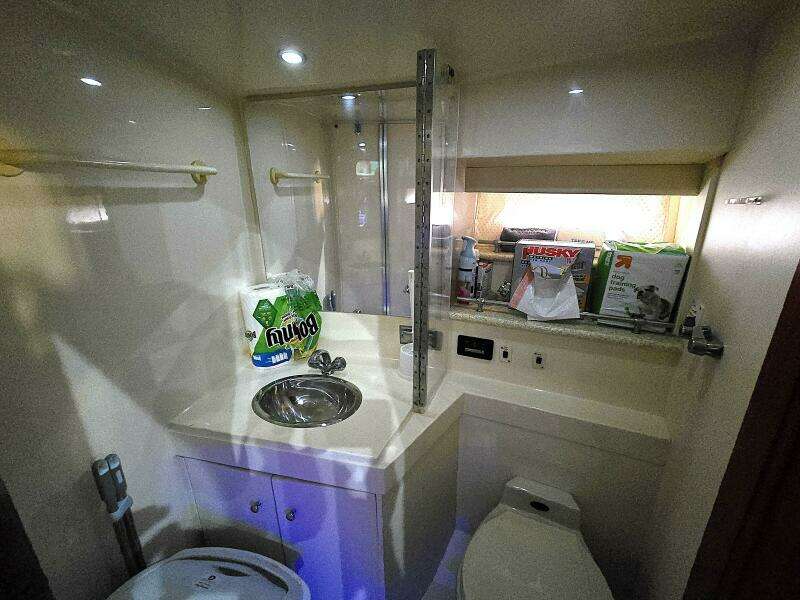 Malissa 35ft Carver Yacht For Sale