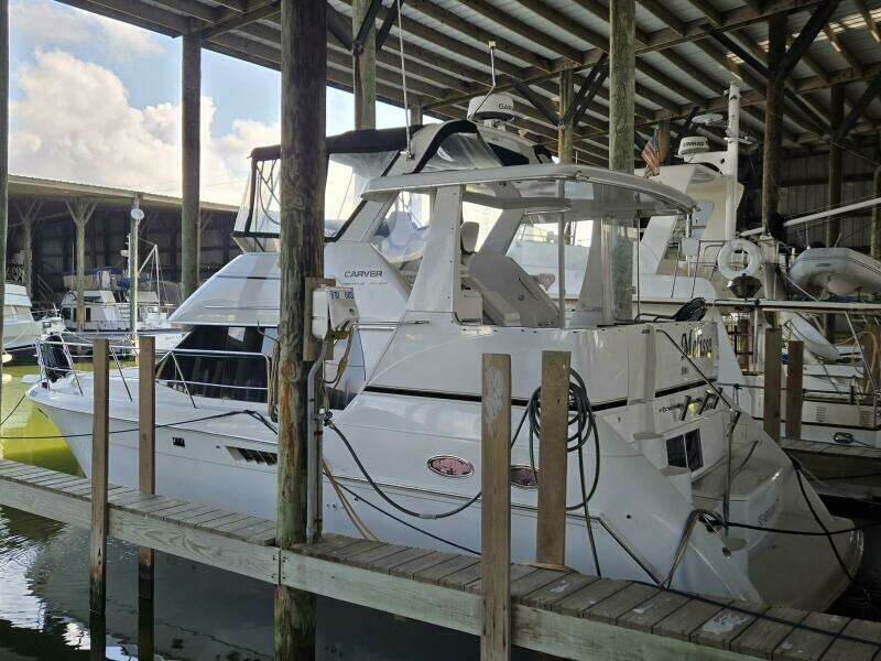 Malissa 35ft Carver Yacht For Sale