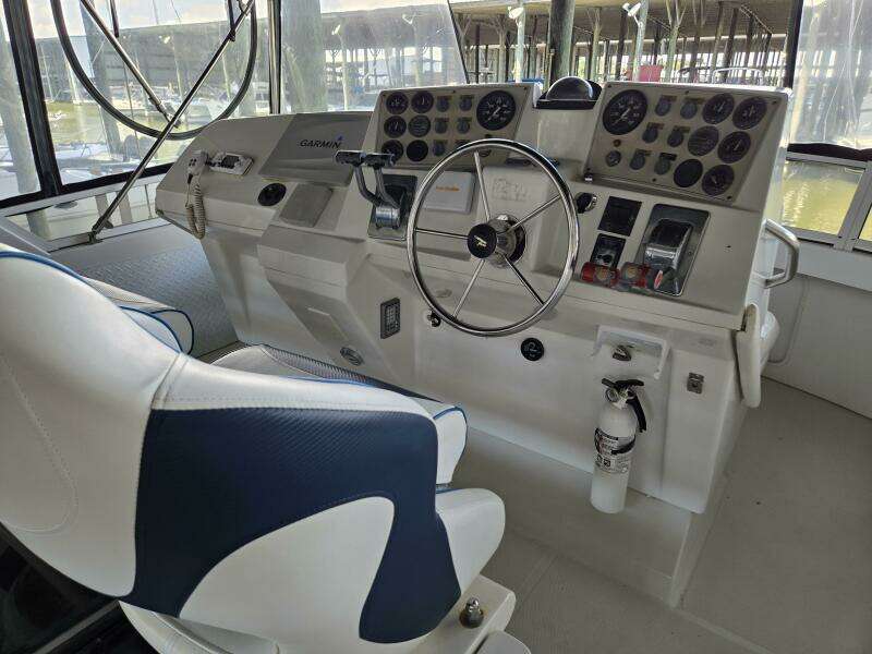 Malissa 35ft Carver Yacht For Sale