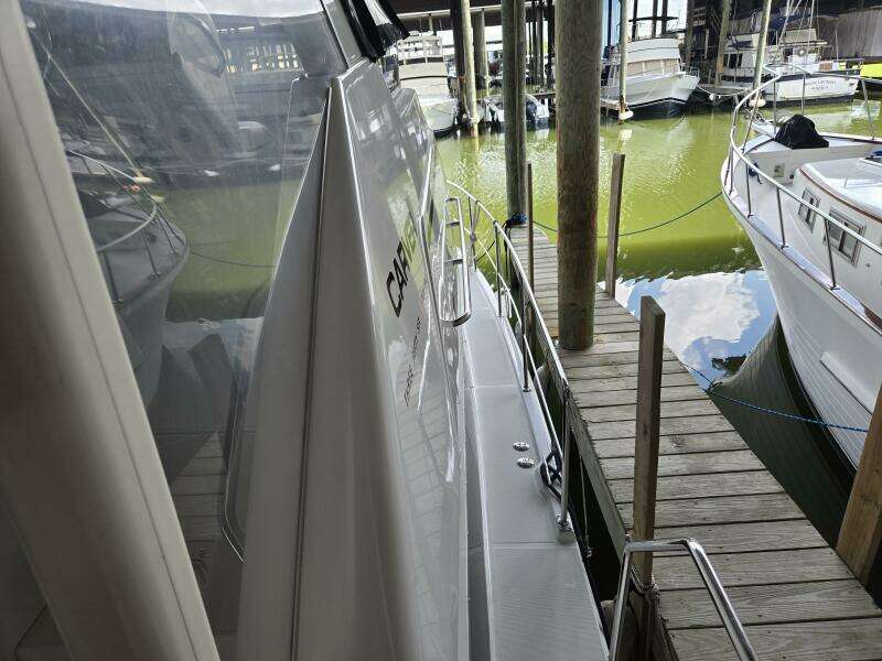 Malissa 35ft Carver Yacht For Sale