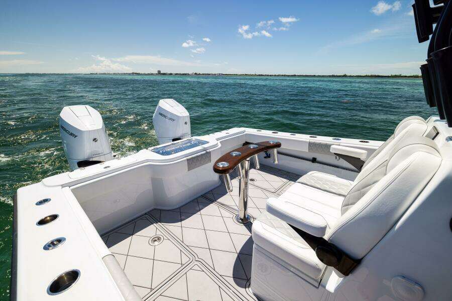 34ft Freeman Yacht For Sale