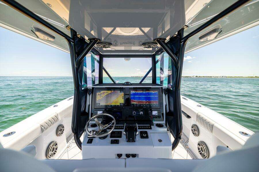 34ft Freeman Yacht For Sale