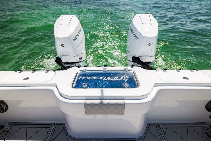 34ft Freeman Yacht For Sale