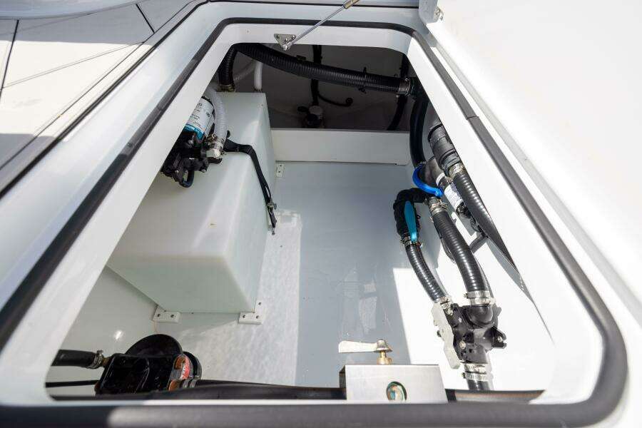 34ft Freeman Yacht For Sale