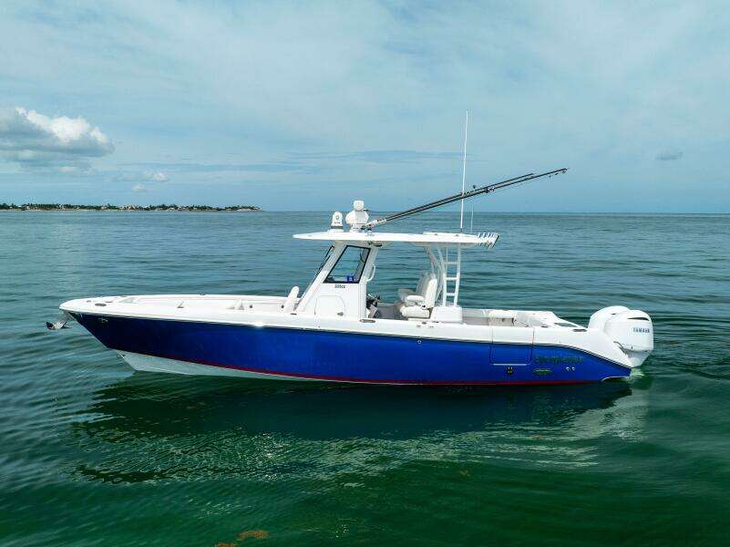 33ft Everglades Yacht For Sale