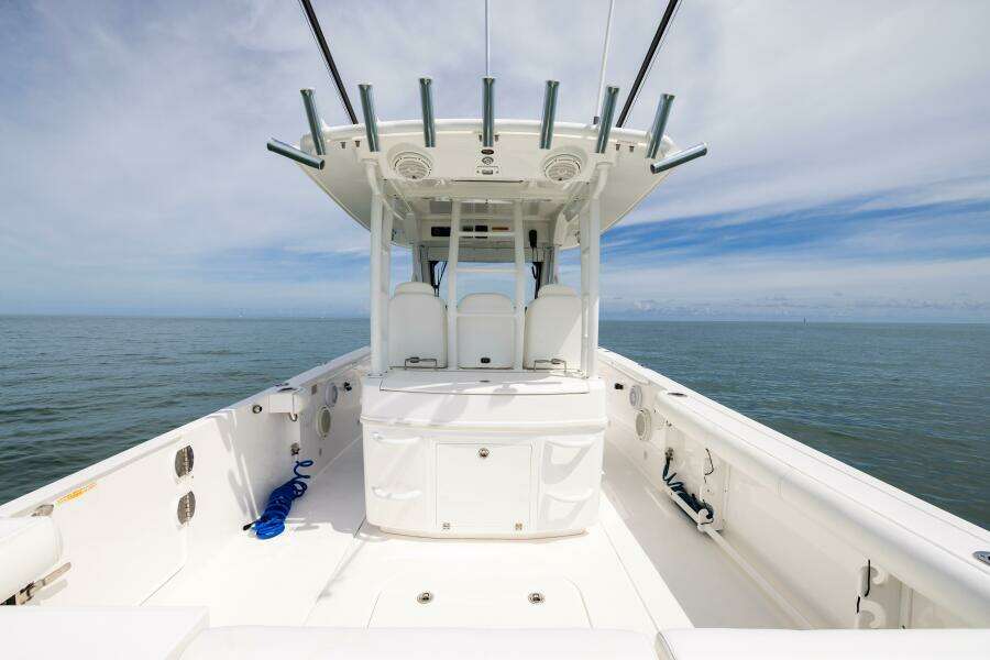 33ft Everglades Yacht For Sale