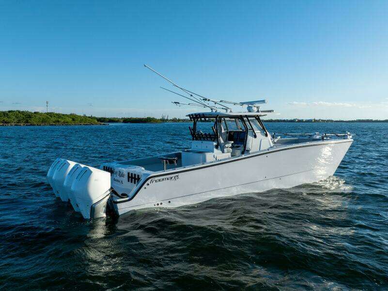 37ft Freeman Yacht For Sale