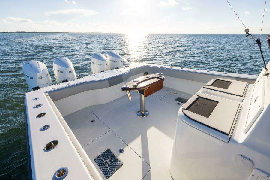37ft Freeman Yacht For Sale