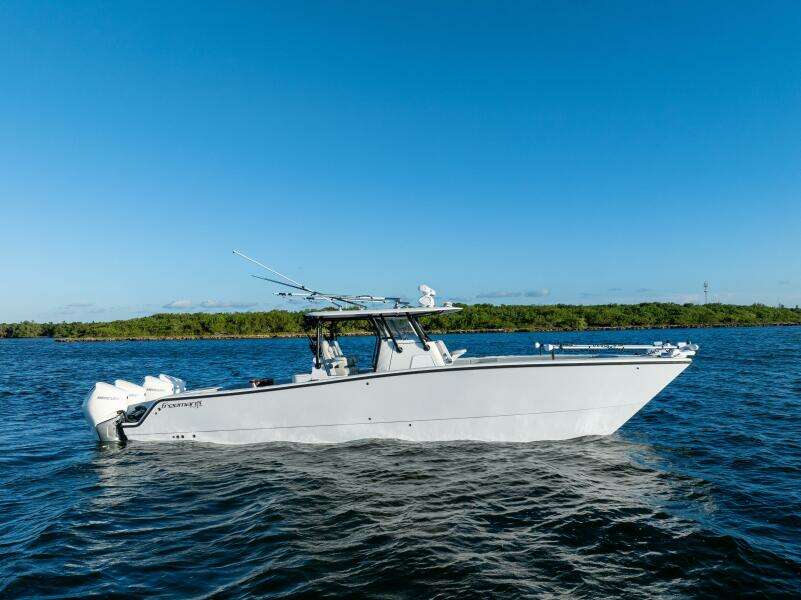 37ft Freeman Yacht For Sale