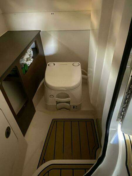 Stow A Way 27ft Sea Ray Yacht For Sale