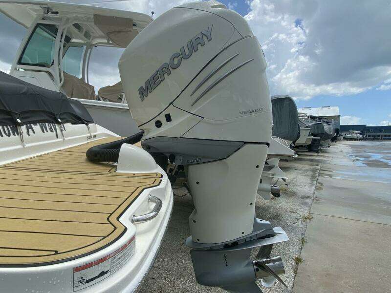 Stow A Way 27ft Sea Ray Yacht For Sale