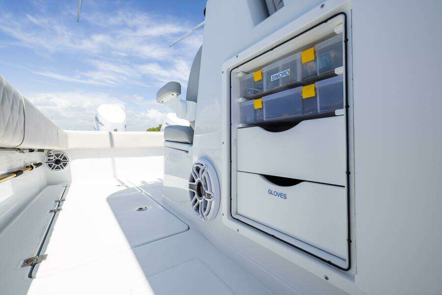 35ft Freeman Yacht For Sale