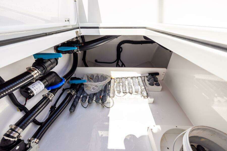 35ft Freeman Yacht For Sale
