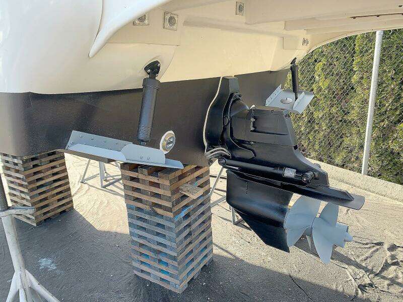SLAINTE 27ft Sea Ray Yacht For Sale