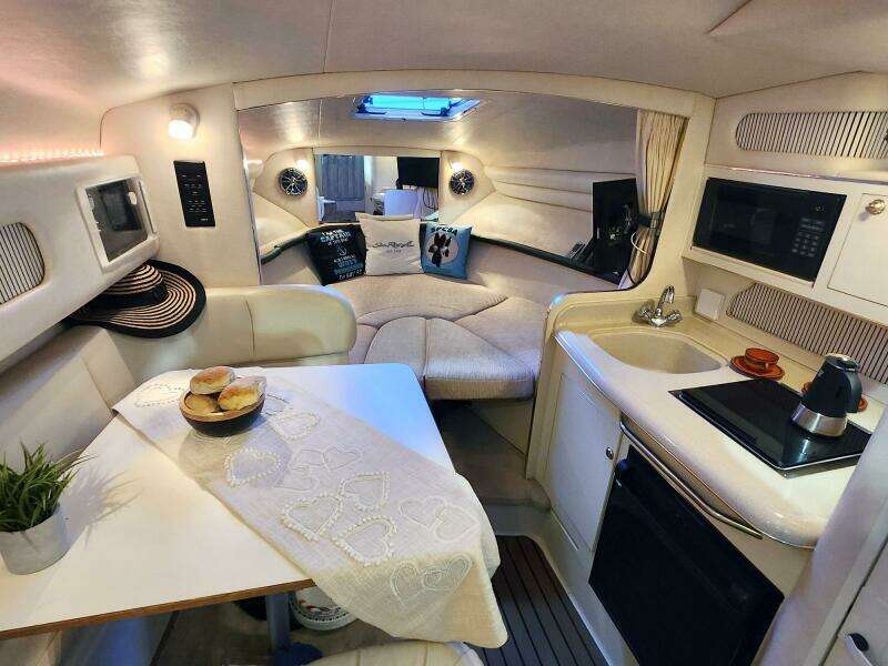 SLAINTE 27ft Sea Ray Yacht For Sale