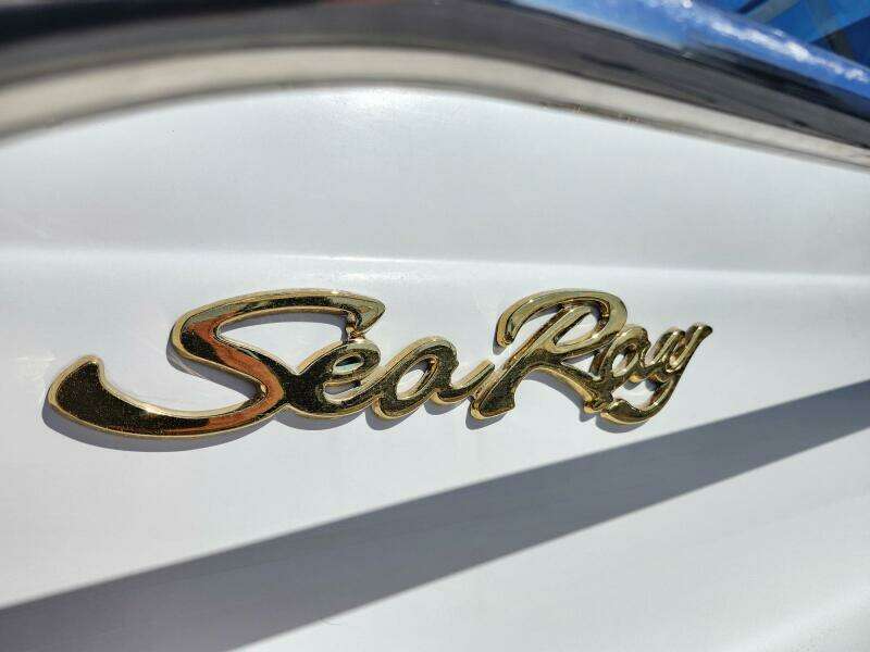 SLAINTE 27ft Sea Ray Yacht For Sale