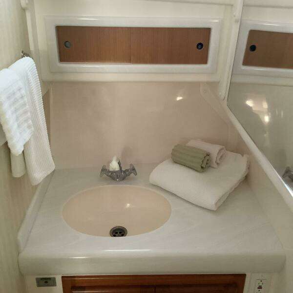 LAURALEA 35ft Cabo Yacht For Sale