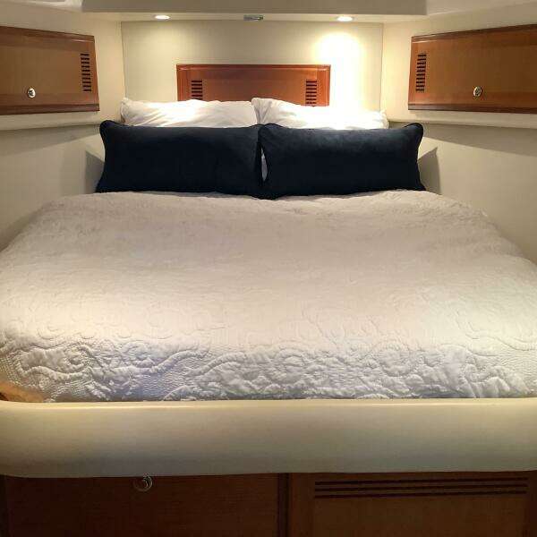 LAURALEA 35ft Cabo Yacht For Sale