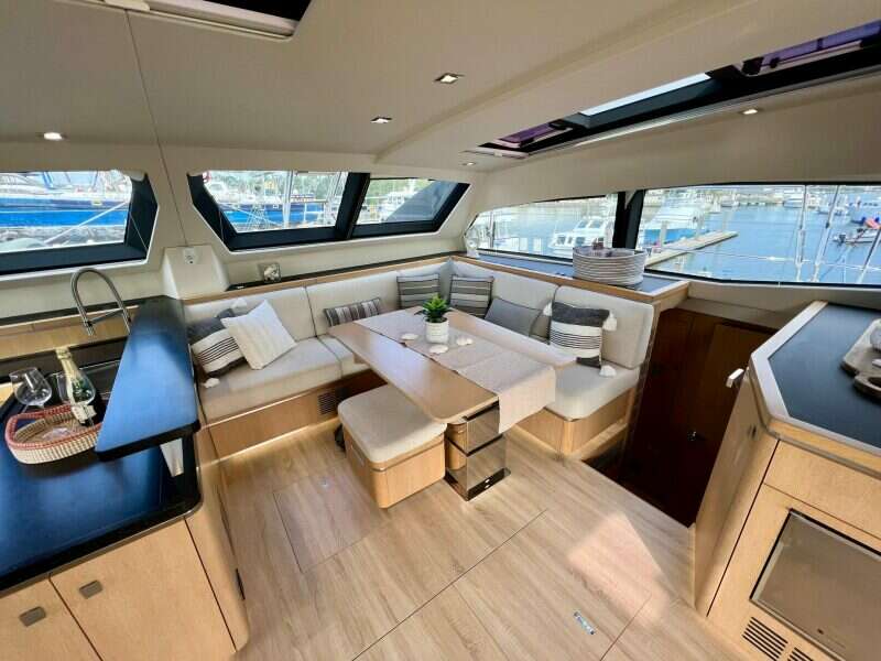 2021-privilege-510-sail-9896768-20250805095032996-1.jpg